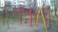 Площадка для воркаута в городе Киев №1931 Маленькая Современная фото
